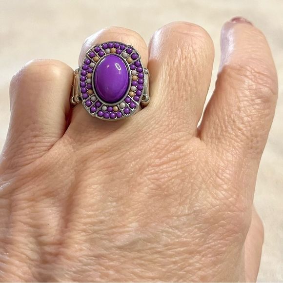 Purple elastic silver tone ring - Picture 3 of 8